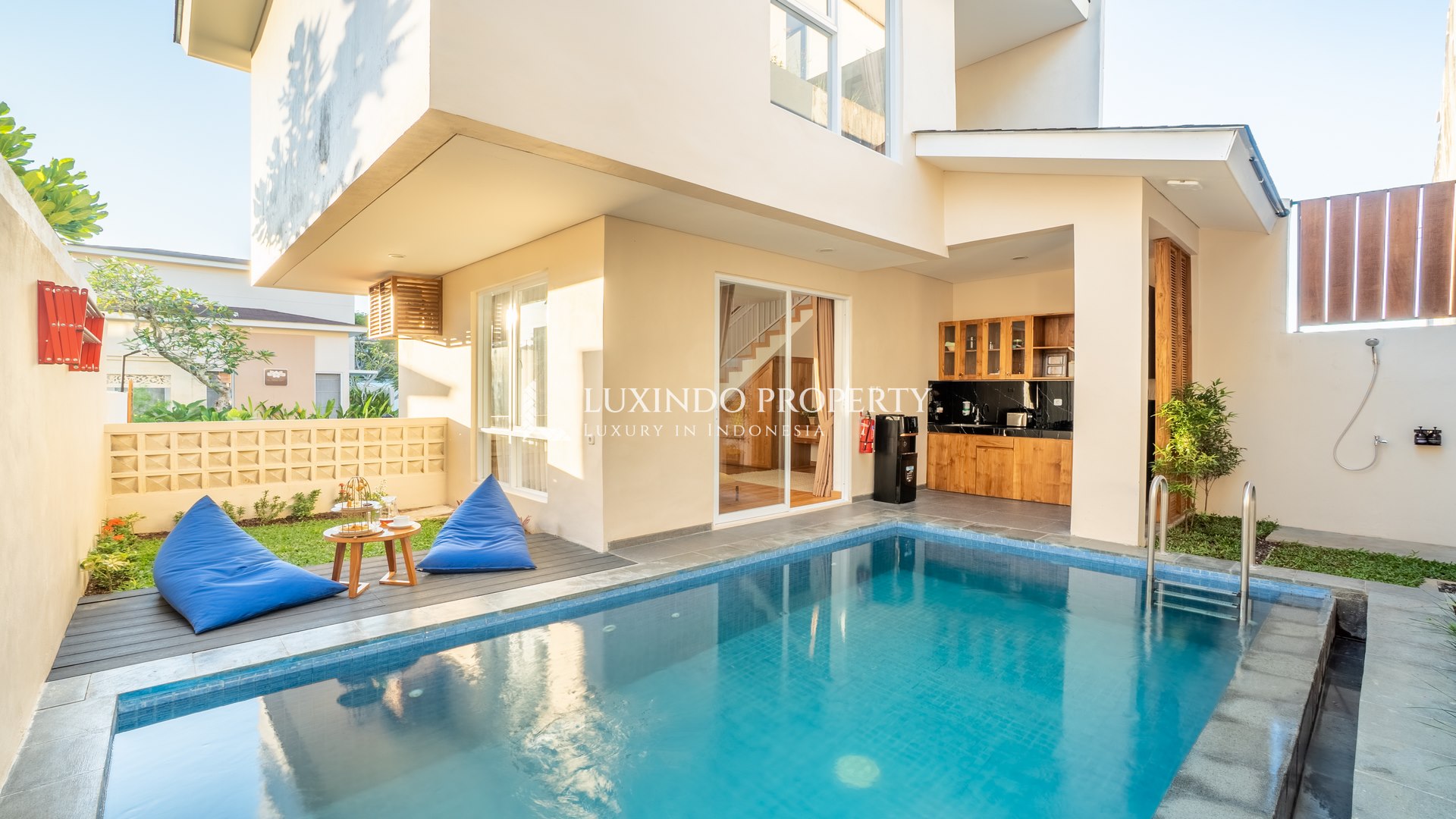 NUSA DUA - A CHARMING AND EFFORTLESS TWO-STORY HOME FOR RENT (RV479)